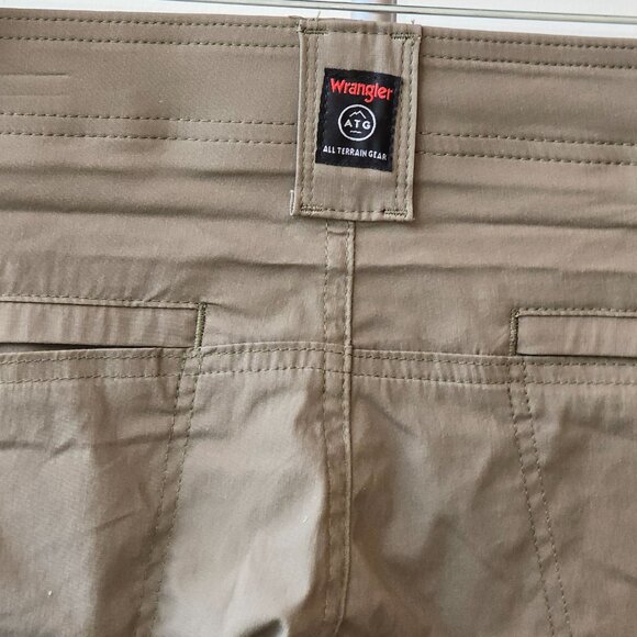 Wrangler ATG All Terrain Gear Cargo Pants – Size 36x32 (Set of 2: Black & Olive) - Picture 13 of 16